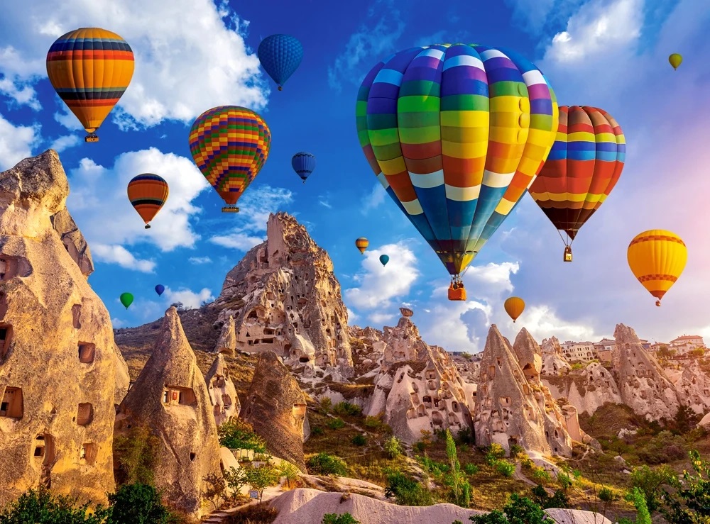 CASTORLAND-Puzzle-2000-elementow-Colorful-Balloons-Cappadocia-Balony-w-Kapadocji-92x68cm-135142.jpg